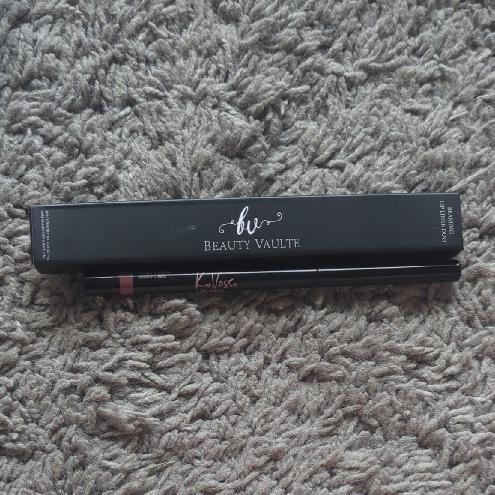 Bundle Of 3 Lip Liners